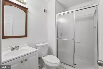 2402 W Rosecroft Village Circle, Oxon Hill, MD 20745 - Photo 25