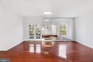 2402 W Rosecroft Village Cir, Oxon Hill, MD 20745 - Photo 13