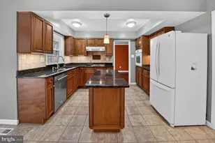 12703 Cedarbrook Ln, Laurel, MD 20708 - Photo 7