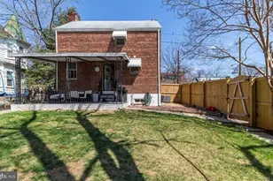 3800 35th St, Mount Rainier, MD 20712 - Photo 17