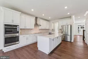 13928 Pecan Rdg Wy, Bowie, MD 20715 - Photo 5