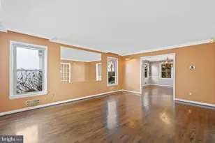 12304 Harbour Cir, Fort Washington, MD 20744 - Photo 7