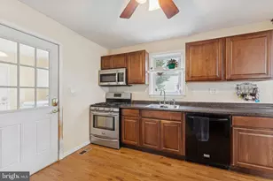 8411 Brady Ave, Bowie, MD 20720 - Photo 9