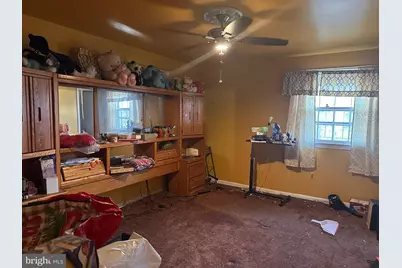 5409 Chesterfield Drive, Temple Hills, MD 20748 - Photo 11