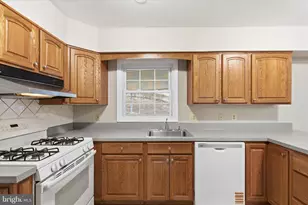 3008 Teak Ln, Bowie, MD 20715 - Photo 23