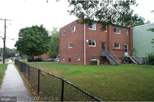 3501 Madison Pl, Hyattsville, MD 20782 - Photo 3