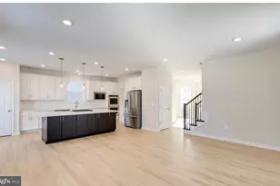 10810 Meridian Hill Way, Upper Marlboro, MD 20772 - Photo 5