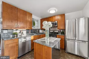 3704 Halloway Pl, Upper Marlboro, MD 20772 - Photo 13