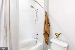 145 Riverhaven Dr, Oxon Hill, MD 20745 - Photo 19