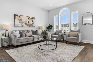 4923 Devitt Pl, Oxon Hill, MD 20745 - Photo 9