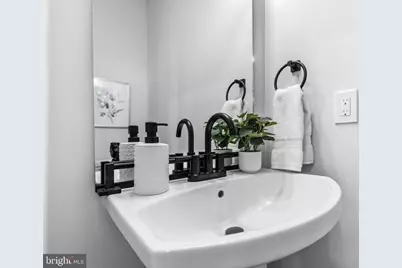 4917 Devitt Place, Oxon Hill, MD 20745 - Photo 19