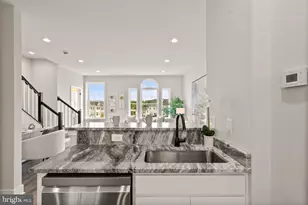 4917 Devitt Pl, Oxon Hill, MD 20745 - Photo 25