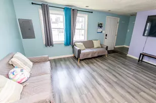 1852 Village Green Dr, Landover, MD 20785 - Photo 5