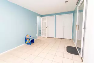 1852 Village Green Dr, Landover, MD 20785 - Photo 17