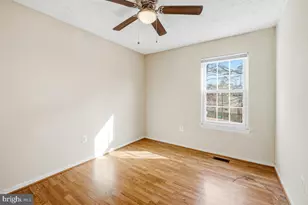 2401 W Rosecroft Village Cir, Oxon Hill, MD 20745 - Photo 27