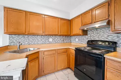 2401 W Rosecroft Village Circle, Oxon Hill, MD 20745 - Photo 15