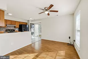 2401 W Rosecroft Village Cir, Oxon Hill, MD 20745 - Photo 11