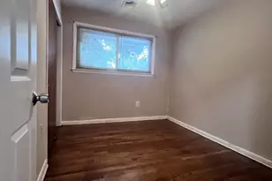 3620 Marlbrough Way, College Park, MD 20740 - Photo 9