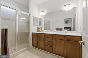 7206 Wood Mdw Wy, Lanham, MD 20706 - Photo 17