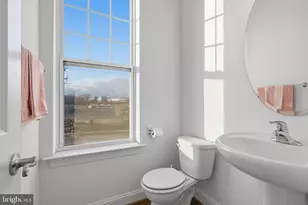 7206 Wood Mdw Wy, Lanham, MD 20706 - Photo 35