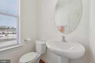 7206 Wood Mdw Wy, Lanham, MD 20706 - Photo 13