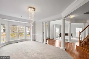 9015 Helmsley Dr, Clinton, MD 20735 - Photo 7