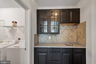 9015 Helmsley Dr, Clinton, MD 20735 - Photo 13