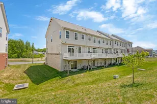 3613 Gentle Breeze Dr, Upper Marlboro, MD 20772 - Photo 33