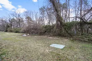 1735 Village Green Dr, Landover, MD 20785 - Photo 13