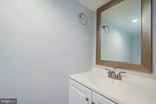 7719 Garrison Rd, Hyattsville, MD 20784 - Photo 19