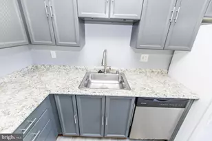 7206 Lost Spring Ct, Lanham, MD 20706 - Photo 11