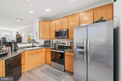 5564 Capital Gateway Drive #385, Suitland, MD 20746 - Photo 9