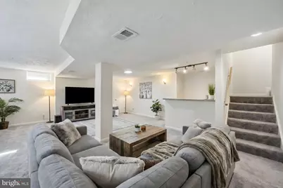 6203 Wood Pointe Drive, Glenn Dale, MD 20769 - Photo 11