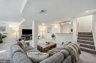 6203 Wood Pointe Dr, Glenn Dale, MD 20769 - Photo 11