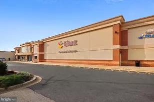 8121 Triple Crown Rd, Bowie, MD 20715 - Photo 41