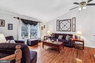 8121 Triple Crown Rd, Bowie, MD 20715 - Photo 3