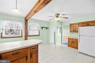 7219 Good Luck Rd, Hyattsville, MD 20784 - Photo 9