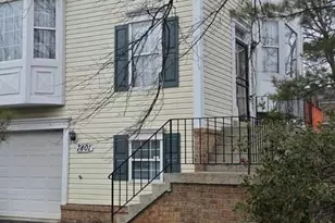 7801 Vanity Fair Dr, Greenbelt, MD 20770 - Photo 9