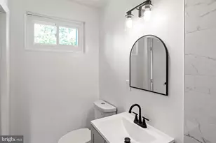 5019 Leland Dr, Oxon Hill, MD 20745 - Photo 17