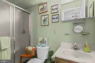 1322 Gabes Pl, Hyattsville, MD 20785 - Photo 9