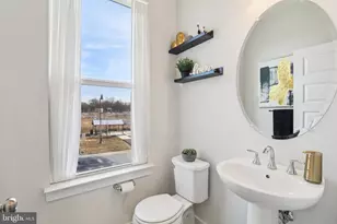 717 Fairmont Dr, Bowie, MD 20716 - Photo 23