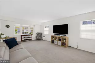 12403 Stafford Ln, Bowie, MD 20715 - Photo 9