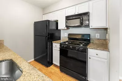 8921 Town Center Circle #5-305, Upper Marlboro, MD 20774 - Photo 7