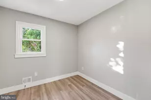 5716 Somerset Rd, Riverdale, MD 20737 - Photo 15