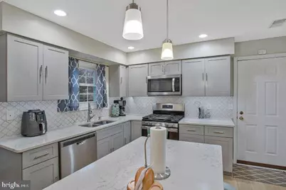 5415 Lakeford Lane, Bowie, MD 20720 - Photo 11