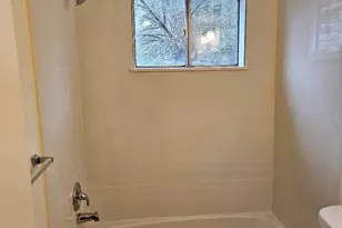 7700 Arehart Dr, Hyattsville, MD 20784 - Photo 9