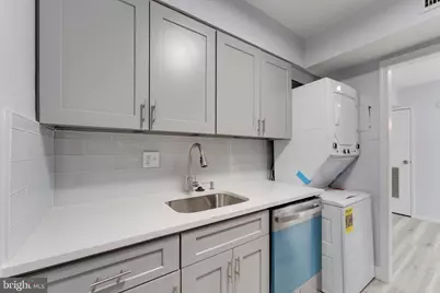 6982 Hanover Parkway #302, Greenbelt, MD 20770 - Photo 7