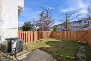 4044 Hanson Oaks Dr, Hyattsville, MD 20784 - Photo 23