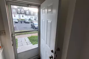 1909 Dutch Village Dr, Hyattsville, MD 20785 - Photo 19