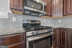 606 Chance Place, Capitol Heights, MD 20743 - Photo 17